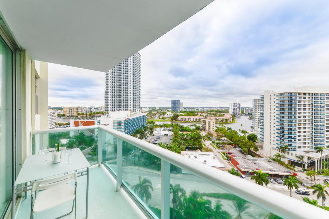 The Tides Hollywood - Amazing Beachside Condo Eksteriør billede