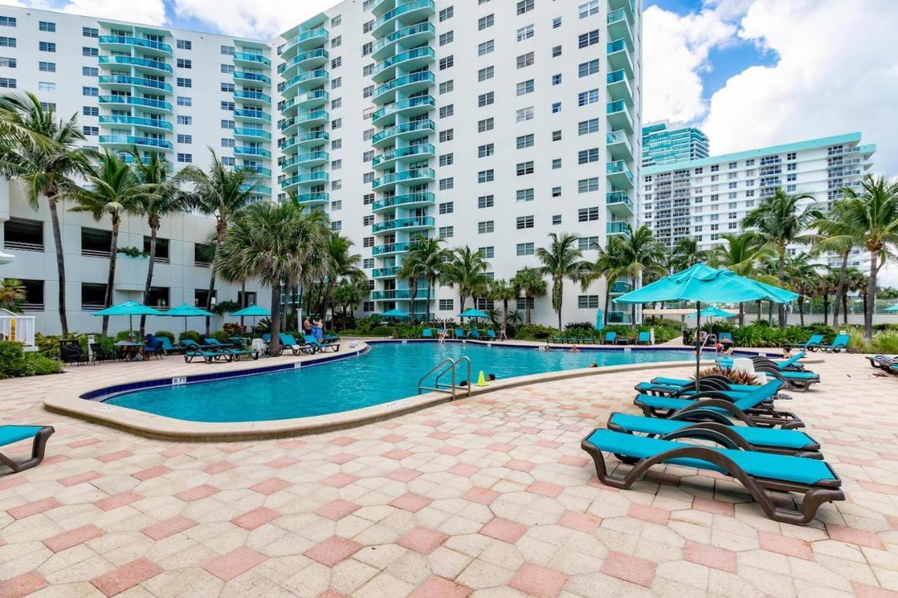 The Tides Hollywood - Amazing Beachside Condo Eksteriør billede